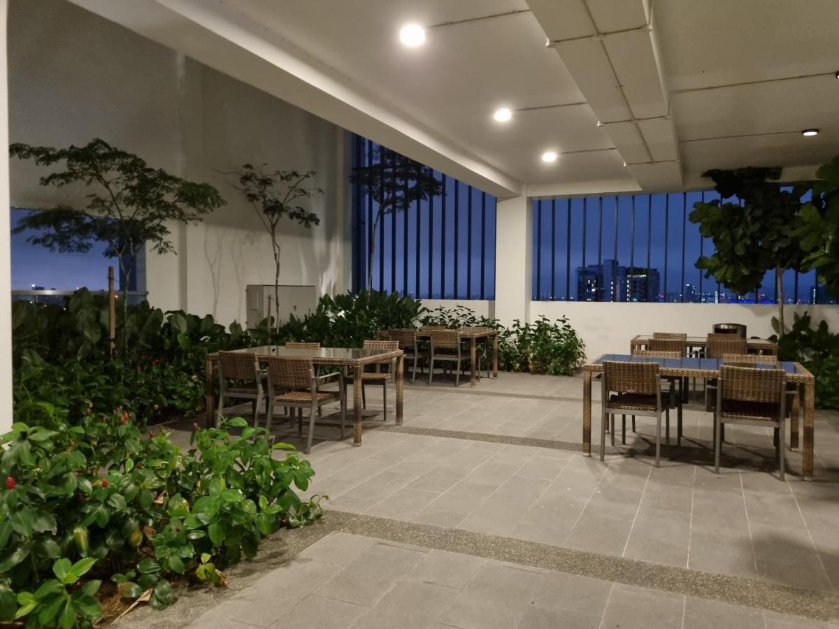 Pavilion 2 Revo L Rooftop Swimming Pool Ls15 กัวลาลัมเปอร์ ภายนอก รูปภาพ
